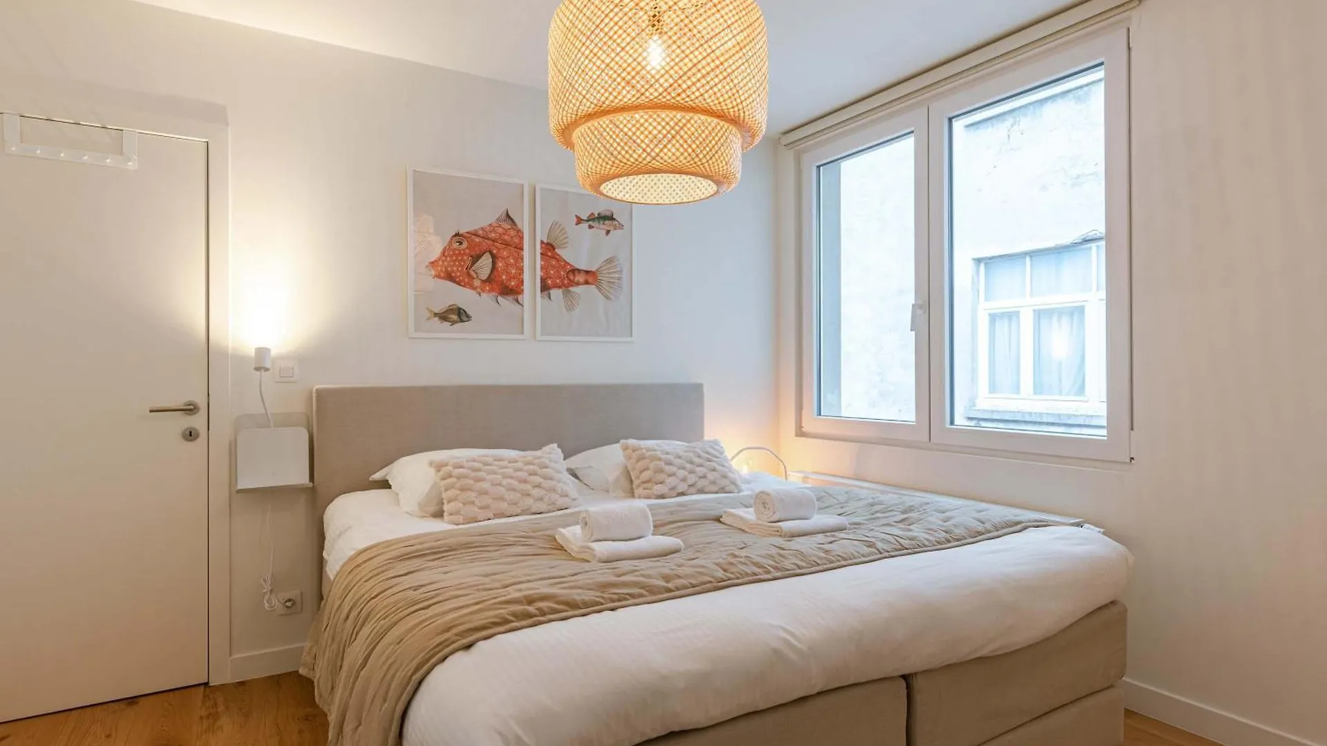 Huswell - Charming Central Apartment In Ostend - Perfect For 7 Guests Belgio