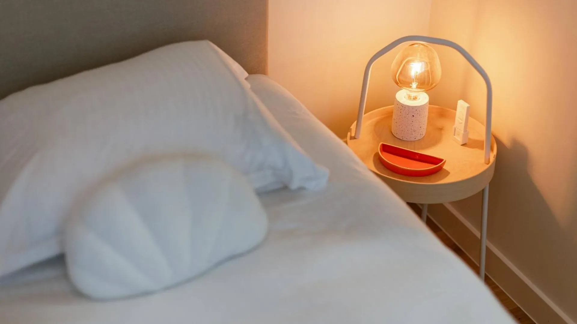 Huswell - Charming Central Apartment In Ostend - Perfect For 7 Guests