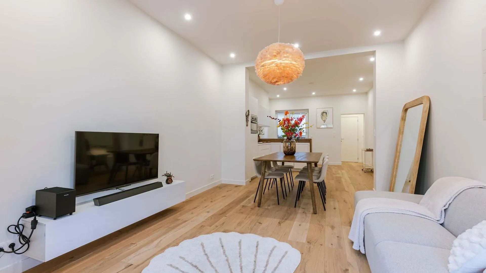Huswell - Charming Central Apartment In Ostend - Perfect For 7 Guests 0*,  Belgio