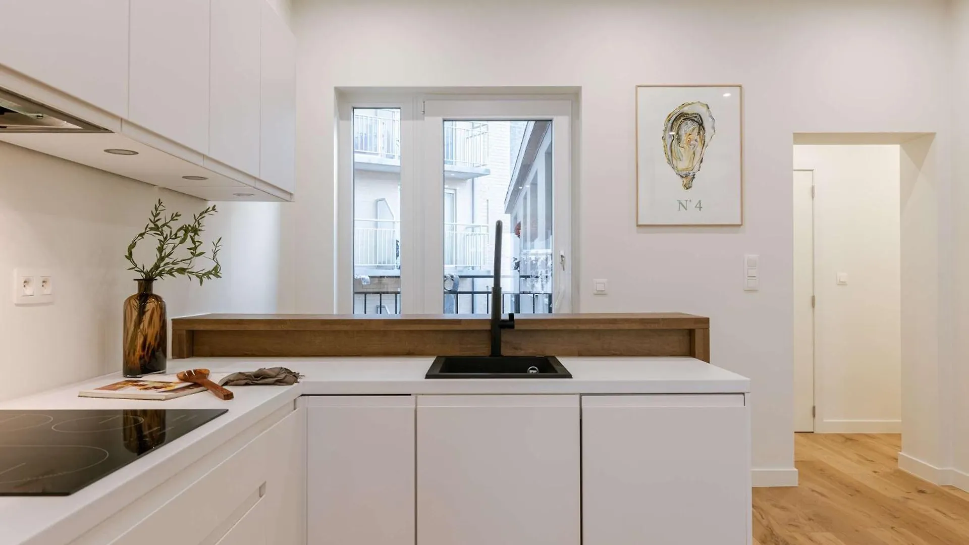Huswell - Charming Central Apartment In Ostend - Perfect For 7 Guests Belgio