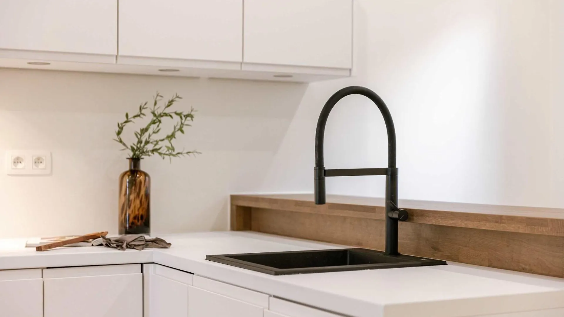 Huswell - Charming Central Apartment In Ostend - Perfect For 7 Guests 0*,  Belgio