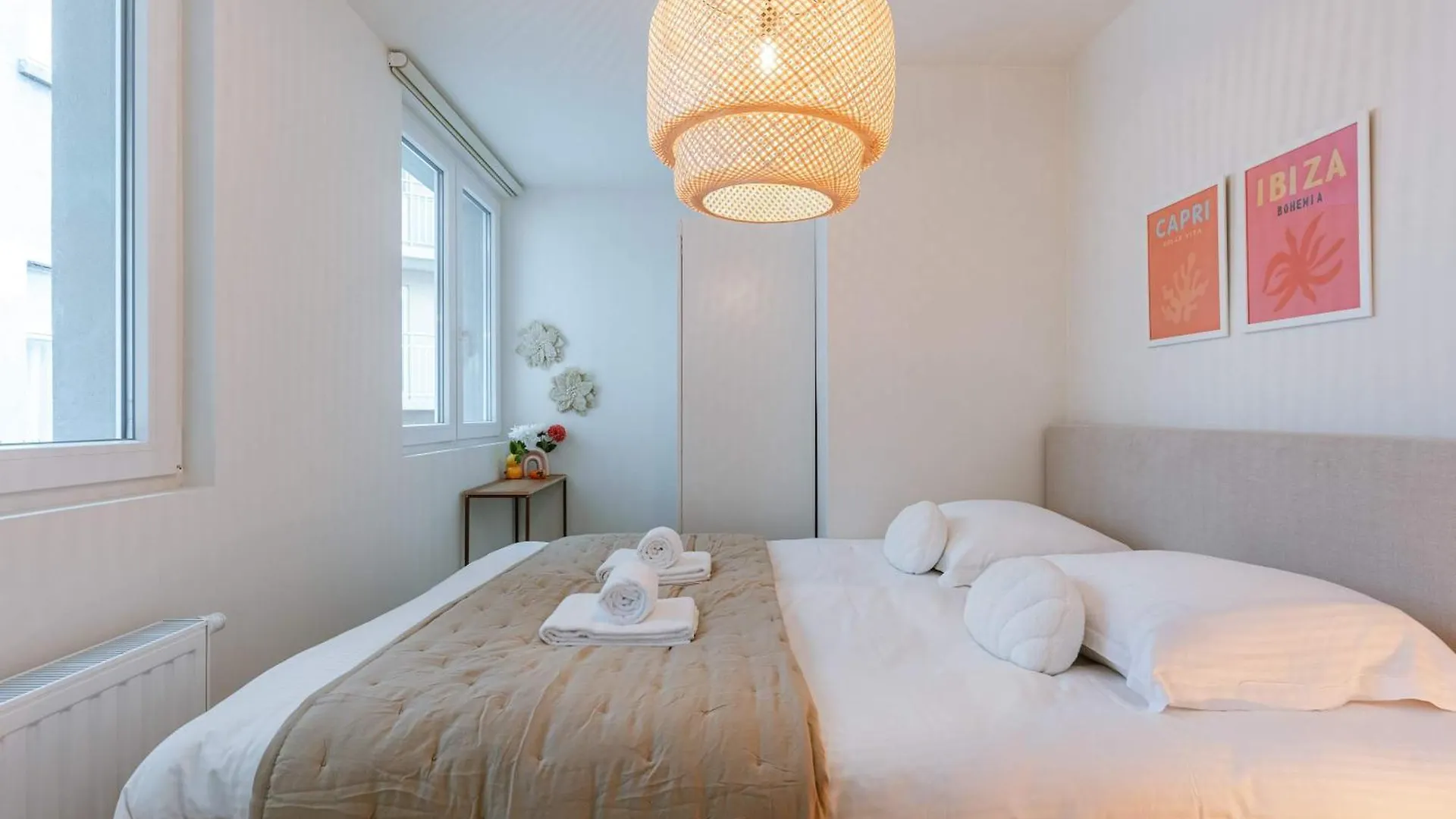 Huswell - Charming Central Apartment In Ostend - Perfect For 7 Guests